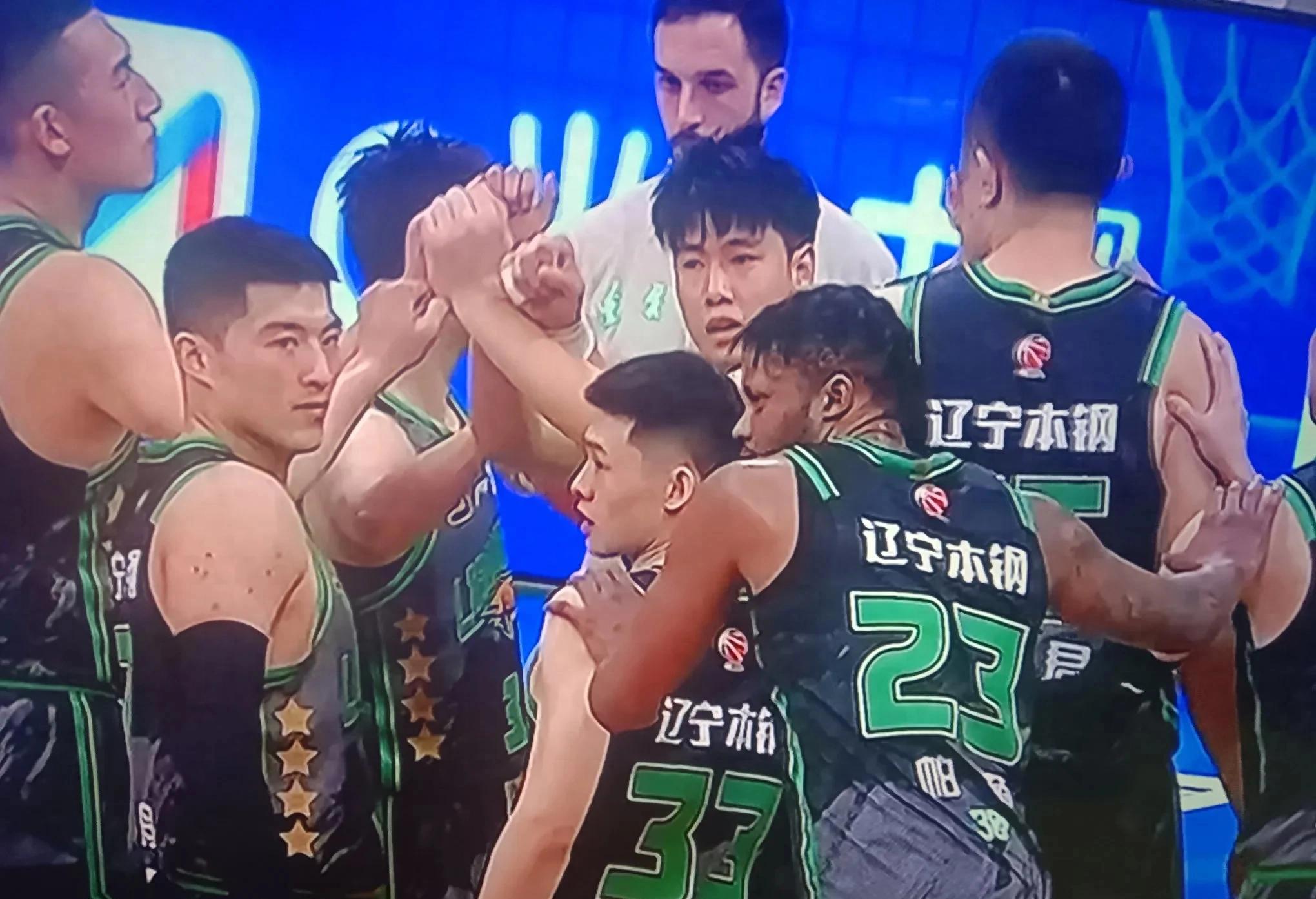 开运体育网页版-包含北京首钢大胜广州龙，闯入总决赛风头绝伦的词条